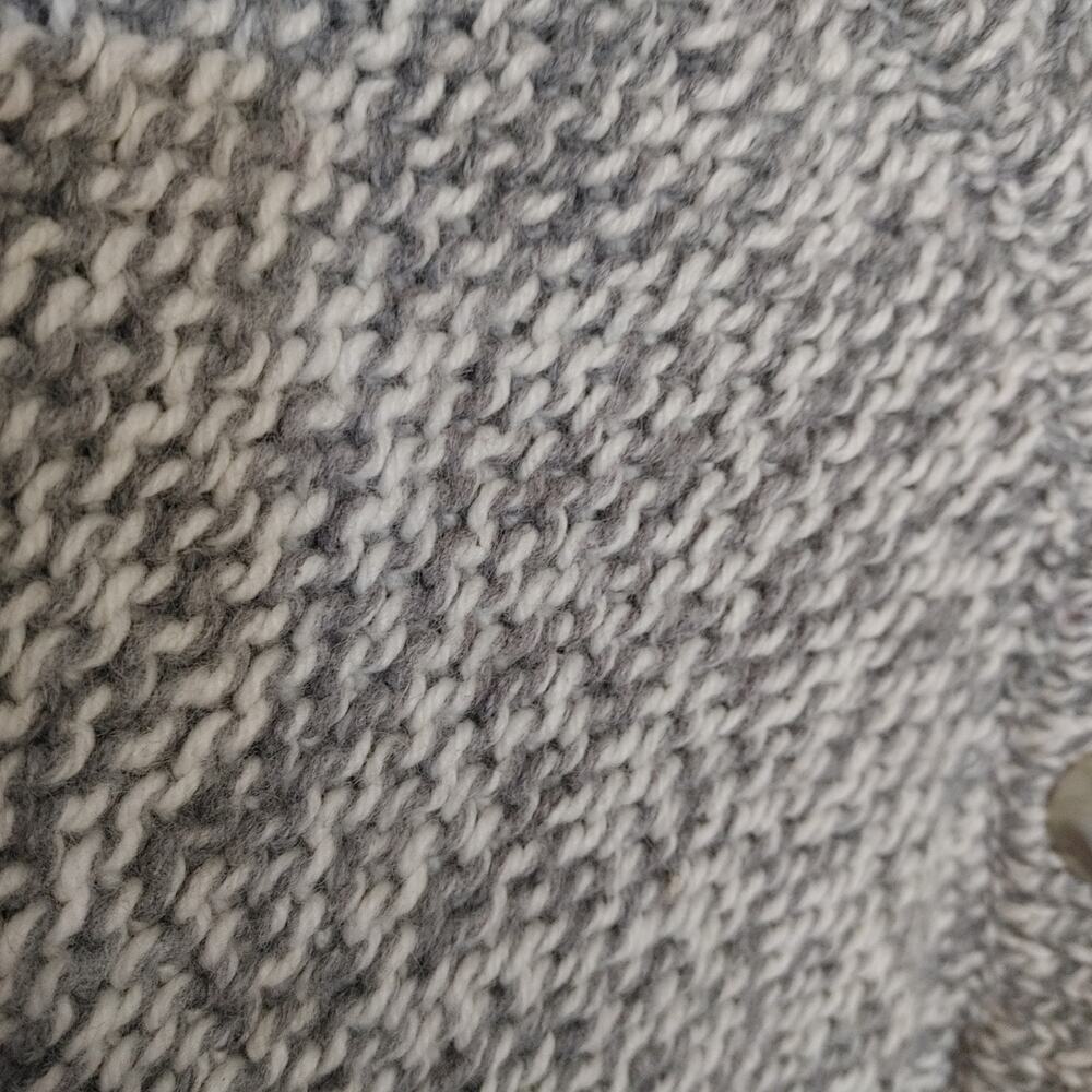 American Eagle Size Extra Small Xs Gray Gray Whit… - image 6